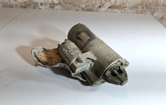Jeep Cherokee III KJ Starter motor 56041641AC M001T86883ZC