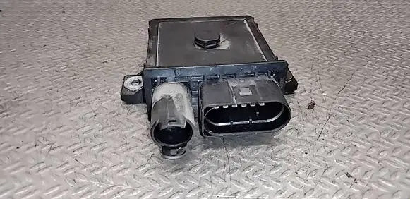 BMW X5 E53 Glow plug pre-heat relay 0522140701 0005455247 05713
