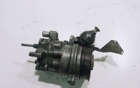 BMW 7 E65 E66 Power steering pump