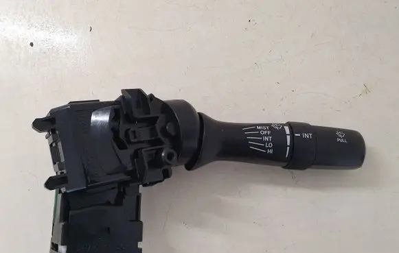 Lexus IS 220D-250-350 Wiper control stalk 17F111