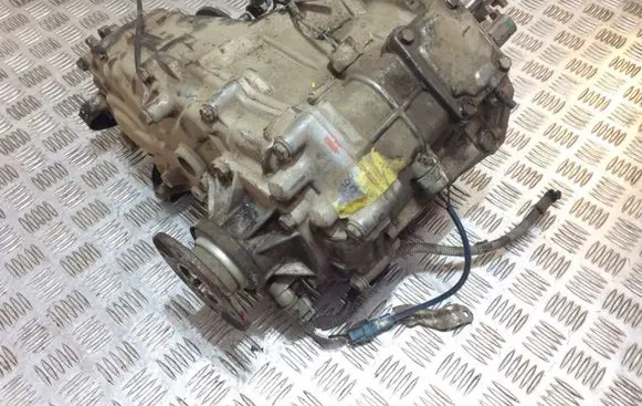 Toyota Hilux (AN10, AN20, AN30) Gearbox transfer box case 