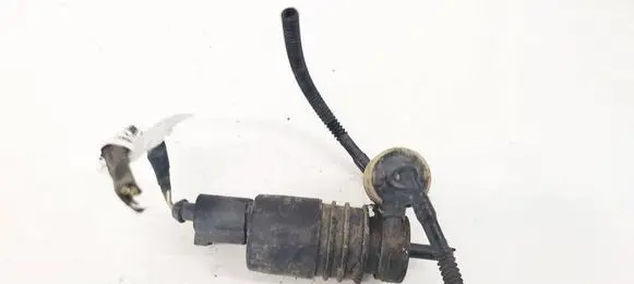 Audi A3 S3 8P Windscreen/windshield washer pump