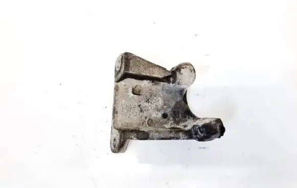 Mini One - Cooper R50 - 53 Engine mounting bracket