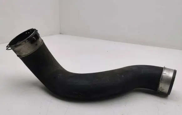 Mercedes-Benz CLS C218 X218 Intercooler hose/pipe