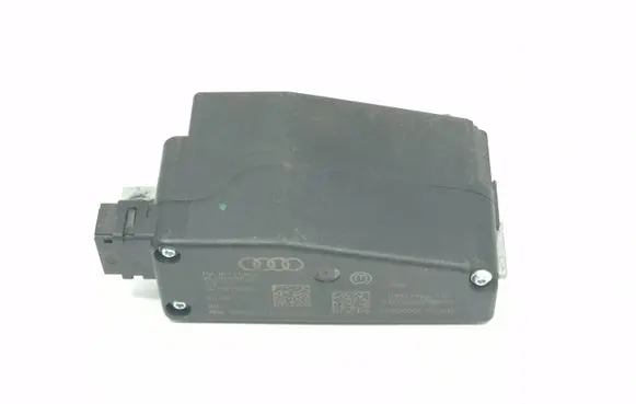 Audi A4 S4 B8 8K Steering wheel lock 8K0905852E 033571102
