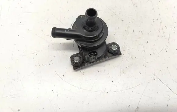 Toyota Prius (XW20) Electric auxiliary coolant/water pump