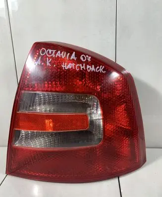 Skoda Octavia Mk2 (1Z) Rear/tail lights 1Z5945258A