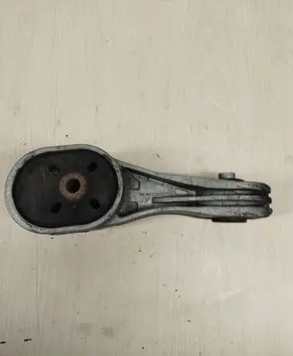 Seat Alhambra (Mk1) Gearbox mount 7M3399201G