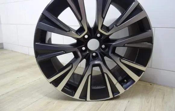 Volvo XC90 R20 alloy rim 32243456