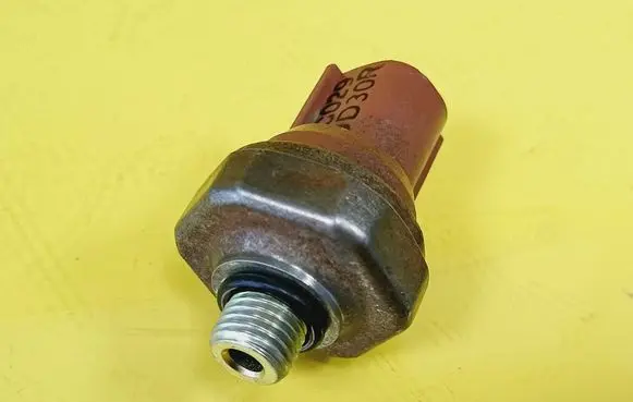 Air conditioning (A/C) pressure sensor