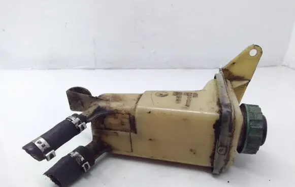 Audi A4 S4 B5 8D Power steering fluid tank/reservoir 8D0422373C