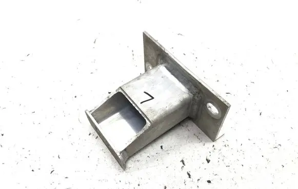 Volvo XC40 Front bumper support beam 
