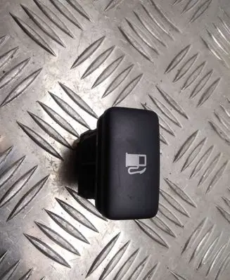 Lexus RX 330 - 350 - 400H Fuel tank opening switch 15A492
