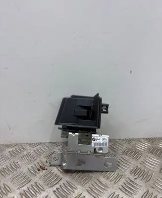 BMW X5 G05 Parcel shelf load cover mount bracket 6994233