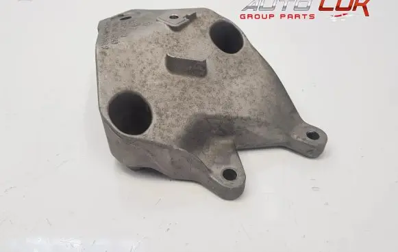BMW 7 G11 G12 Engine mount bracket