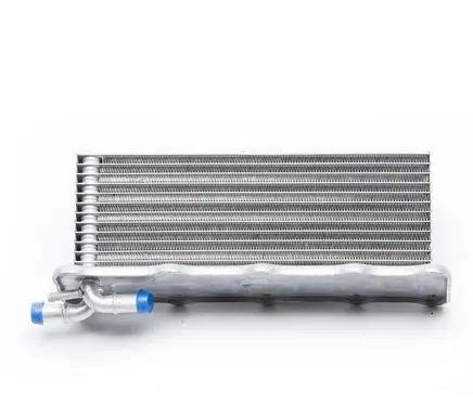Seat Alhambra (Mk2) Intercooler radiator 04E145749B