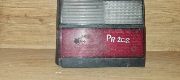 Volkswagen PASSAT B3 Tailgate rear/tail lights 333945108