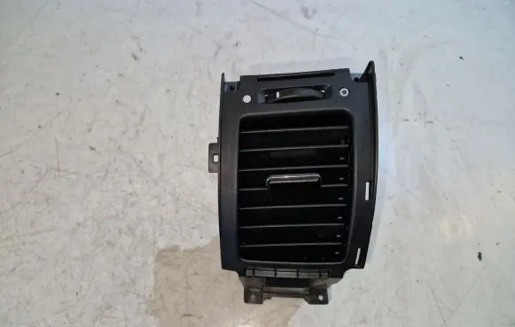Honda CR-V Dashboard side air vent grill/cover trim 77620SWW