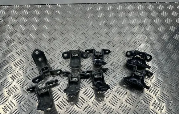Hyundai Tucson TL Front door hinge set 