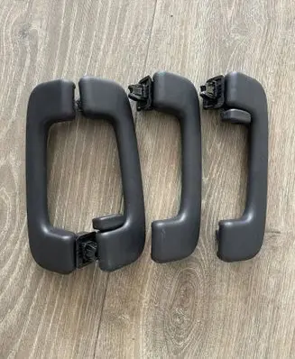 Ford Kuga III A set of handles for the ceiling HB2ZA
