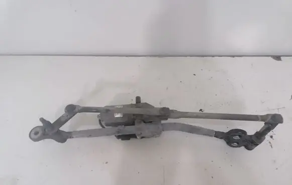 BMW X5 E70 Front wiper linkage and motor 7200513
