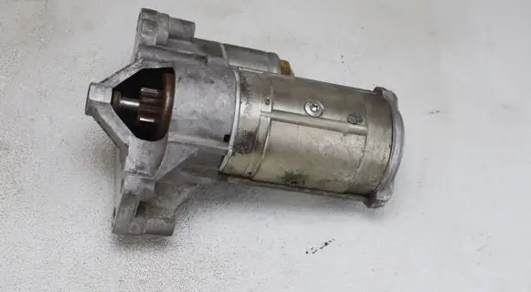 Citroen C5 Starter motor 9654561480 D8R28