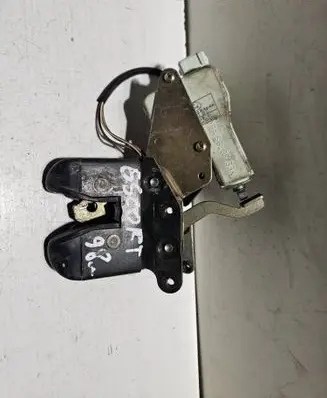Ford Scorpio Tailgate/trunk/boot lock/catch/latch 95GBA43102AA C7G0A