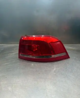 Volkswagen PASSAT B7 Rear/tail lights 3AF945096A E12990 605002
