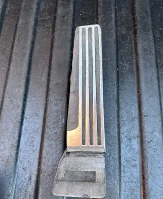 Infiniti M30 Accelerator throttle pedal 1524
