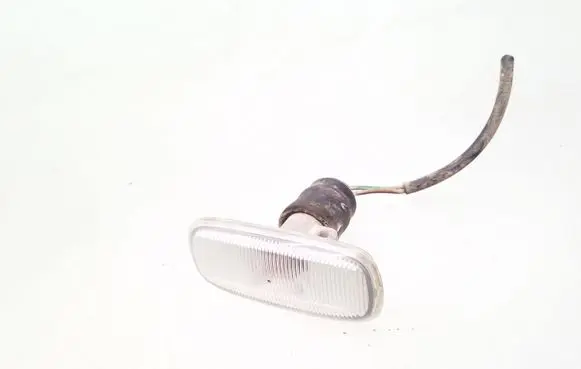 Audi A6 S6 C5 4B Front fender indicator light 4006