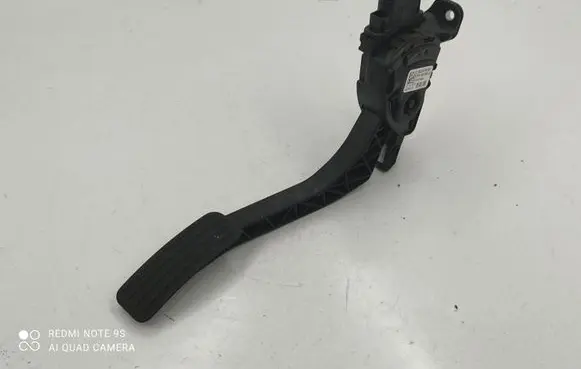 Jaguar XF X250 Accelerator throttle pedal 9X239F832BB