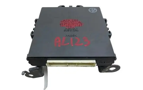 Toyota Prius (XW20) Other control units/modules 8967047010