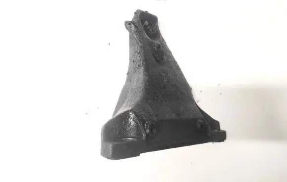 Audi A4 S4 B5 8D Engine mounting bracket 8do199308l