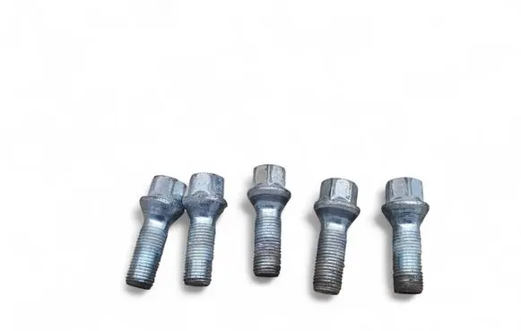 Mercedes-Benz E A207 Nuts/bolts 