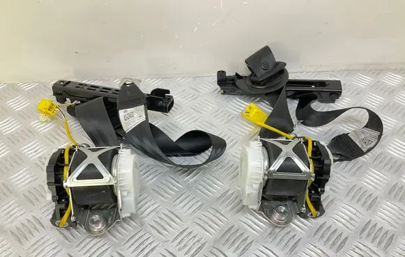 Volkswagen Tiguan Front seatbelt 5N2857705A 5N2857706A