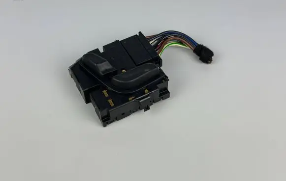 Mercedes-Benz E W212 Seat control switch A2048701958 03467816
