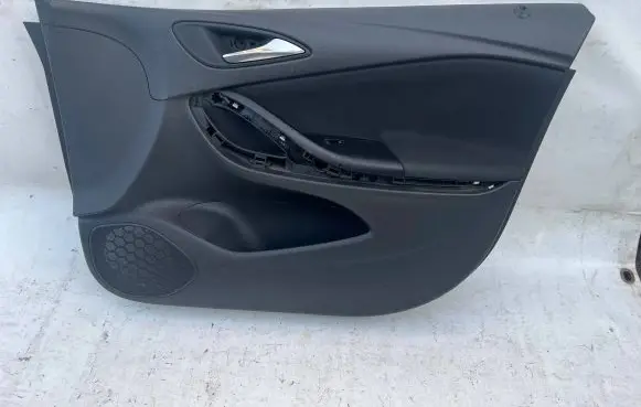 Opel Astra K Front door card panel trim 2513835