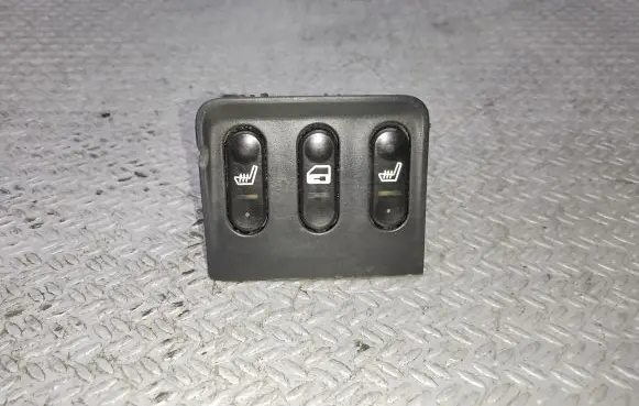 Nissan Primera Seat heating switch