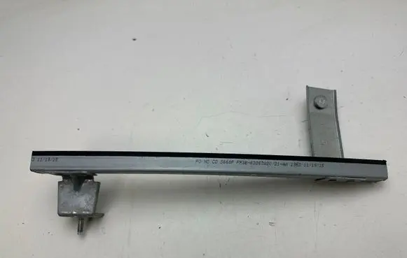 Ford Mustang VI Front door coupe window/glass frame FR3B63263A20