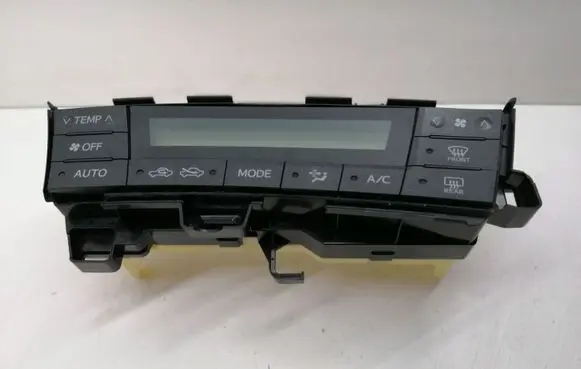Toyota Prius (XW30) Climate control unit 75D726