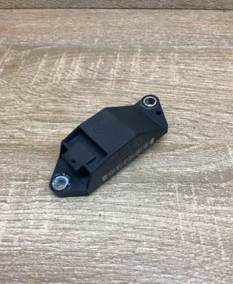 Mercedes-Benz E W211 Airbag deployment crash/impact sensor A0018209326 255711794A