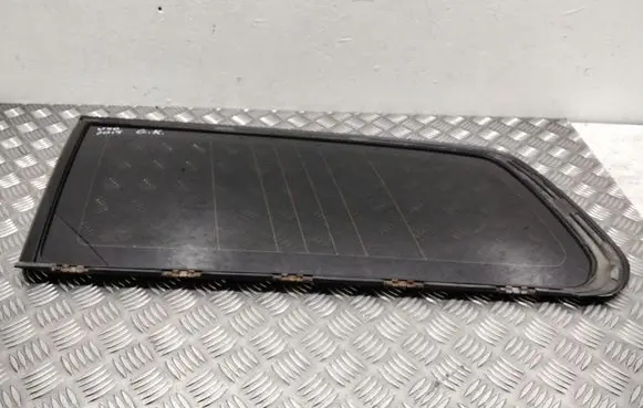 Volvo V70 Rear side window 31299068