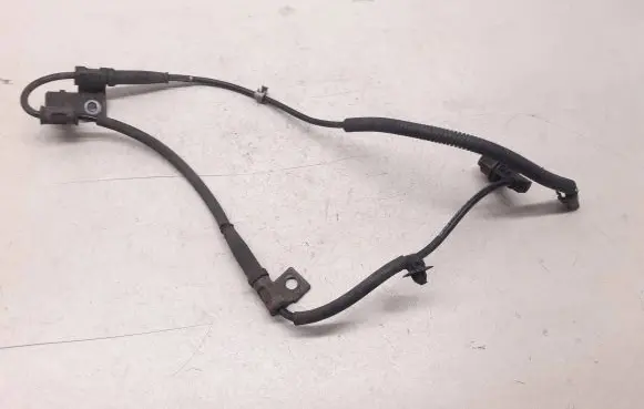 Hyundai i30 ABS brake wheel speed sensor 598102L300