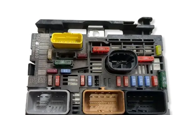 Peugeot 308 BSM Control unit 9675878480
