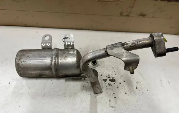 Volvo V50 Air conditioning (A/C) air dryer 