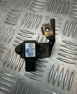Mercedes-Benz A W168 Air pressure sensor A0041533128 0357 16244349