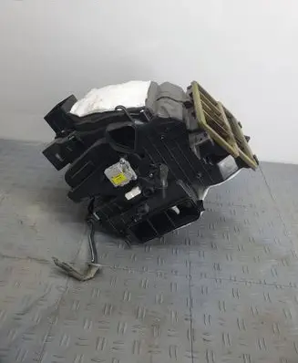 KIA Sportage Interior heater climate box assembly housing 