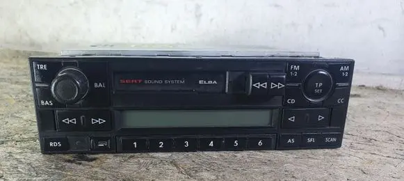 Seat Alhambra (Mk1) Radio/CD/DVD/GPS head unit 7M7035152