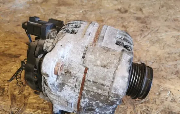 Audi A6 S6 C5 4B Generator/alternator 028903029Q 0124525010