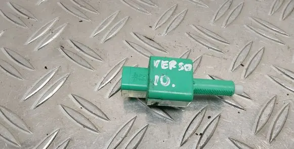Toyota Verso Brake pedal sensor switch